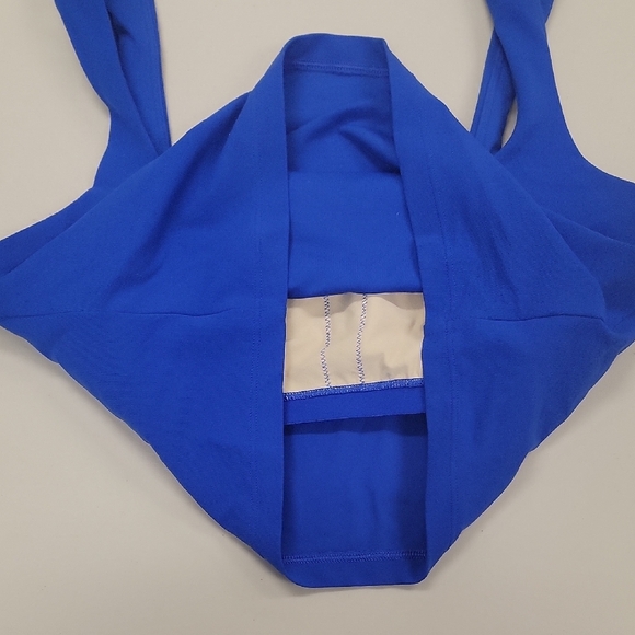 Athleta Blue Crop Tank - Picture 6 of 15